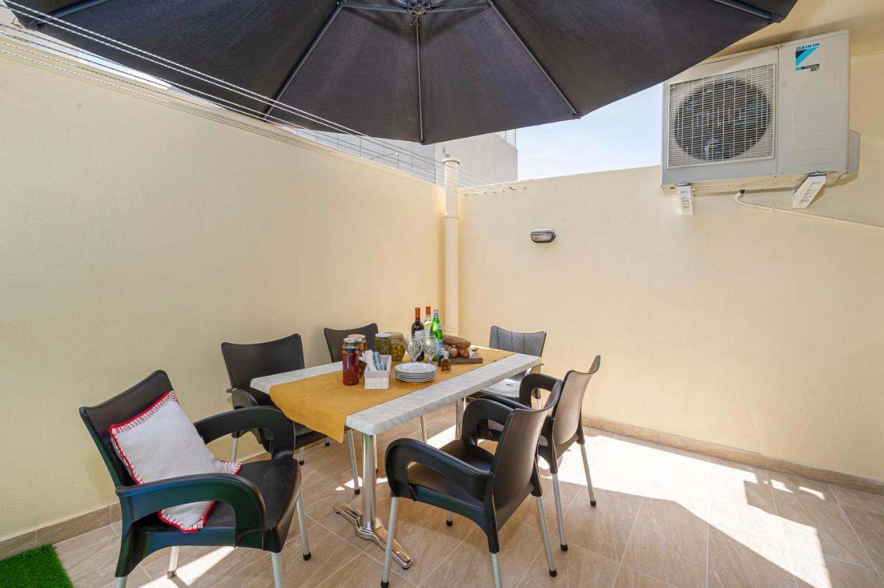 Summer Breeze 3 Bedroom Family Maisonette With Sunny Terrace In Mellieha - By Getawaysmalta المظهر الخارجي الصورة