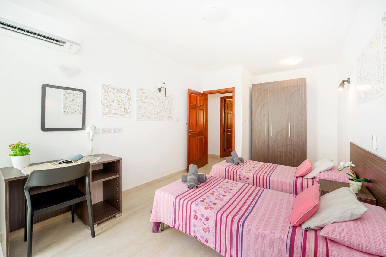 Summer Breeze 3 Bedroom Family Maisonette With Sunny Terrace In Mellieha - By Getawaysmalta المظهر الخارجي الصورة