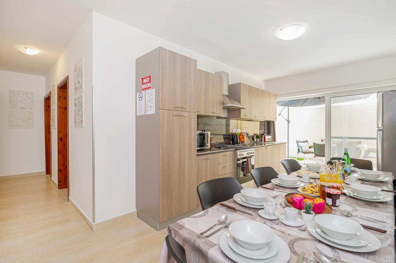 Summer Breeze 3 Bedroom Family Maisonette With Sunny Terrace In Mellieha - By Getawaysmalta المظهر الخارجي الصورة